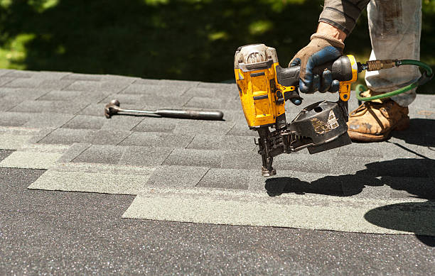 Roof Gutter Cleaning in Beavercreek, OR